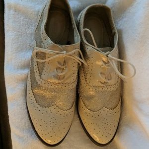 Forever 21 Cream Oxford Flat Glitter Sz 10